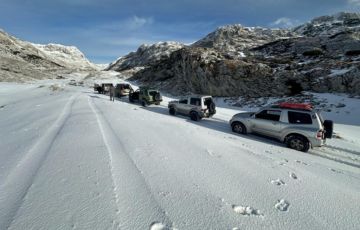 OFF ROAD pruža jedinstvenu turu koja vas vodi kroz neotkrivene bisere Crne Gore, vozeći se sporednim putevima