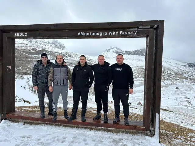 Članovi ekipe na vidikovcu na Sedlu kod Žabljaka